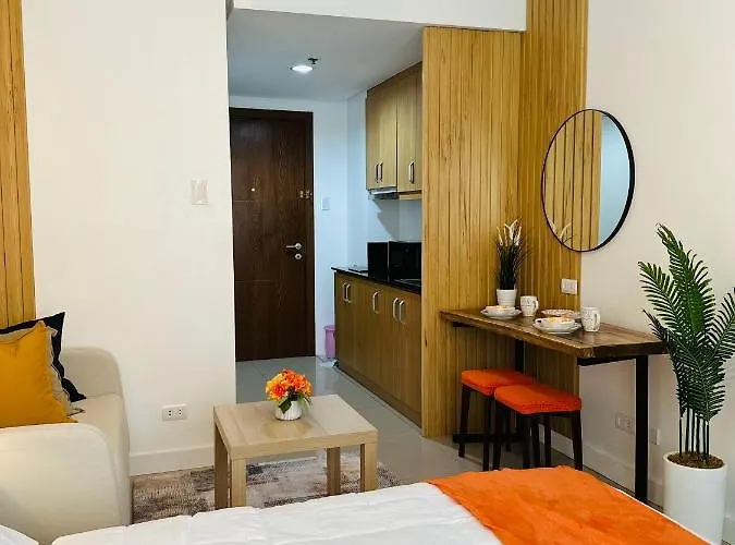 Apartahotel Near Moa At Shell Residences Queen-bed Pool View Manila